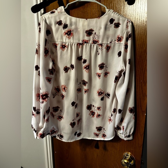 Faded Glory Flowy Floral Blouse - Picture 2 of 5
